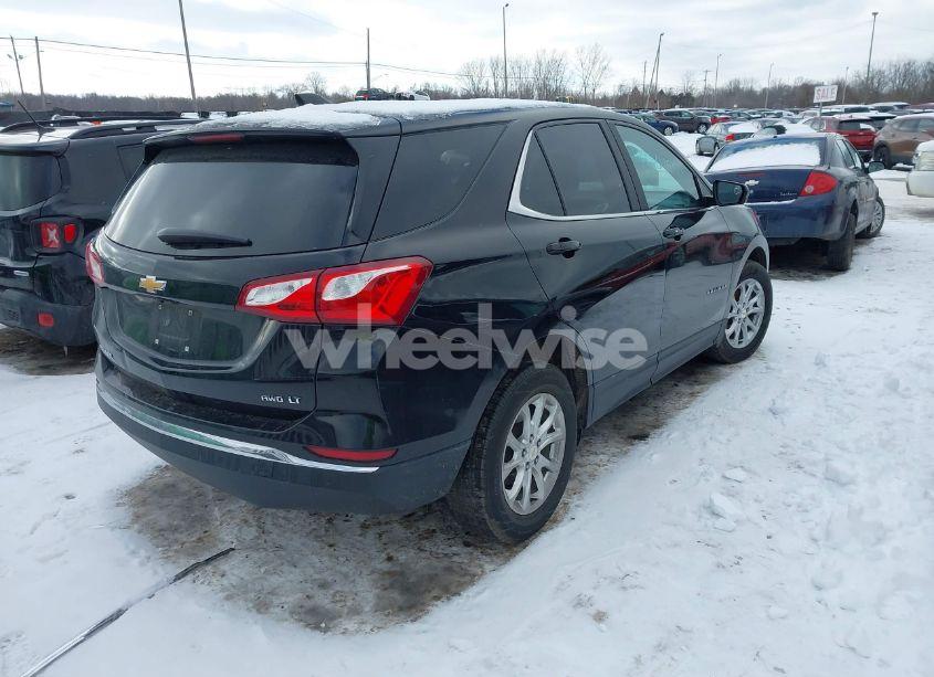 Photo 4 of 2021 Chevrolet Equinox AWD LT (VIN 3GNAXUEV6ML385575)