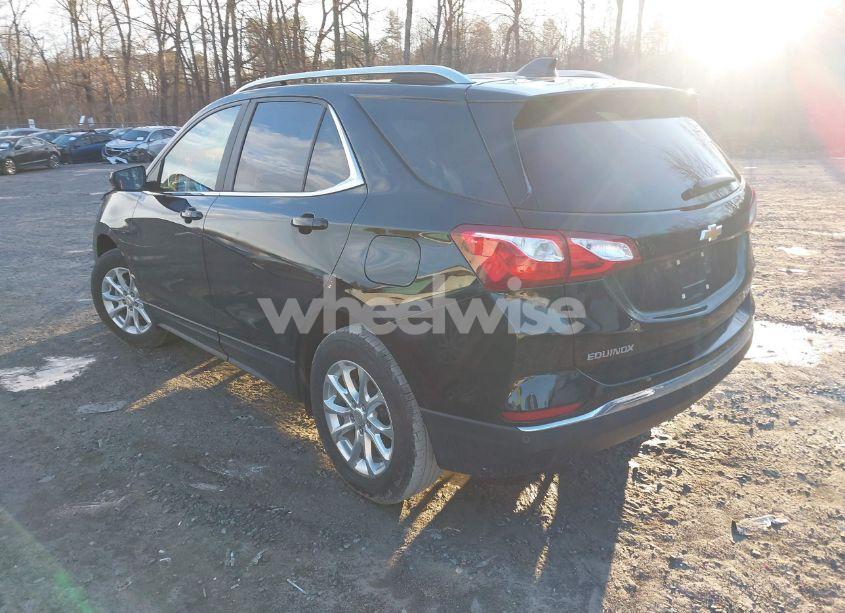 Photo 3 of 2021 Chevrolet Equinox AWD LT (VIN 3GNAXUEV6ML396527)