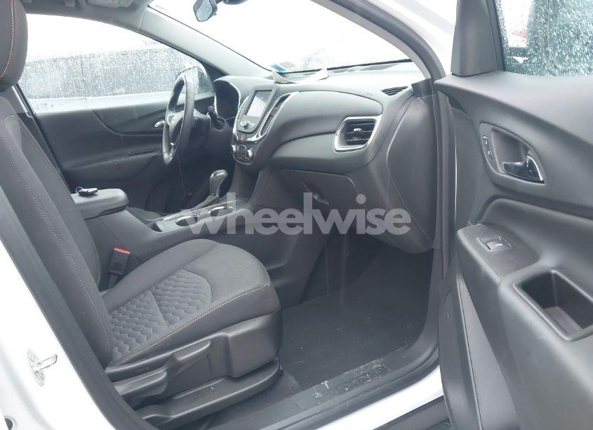 Photo 5 of 2021 Chevrolet Equinox AWD LT (VIN 3GNAXUEV6MS151605)