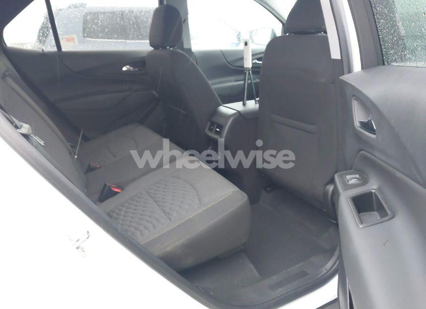 Photo 8 of 2021 Chevrolet Equinox AWD LT (VIN 3GNAXUEV6MS151605)