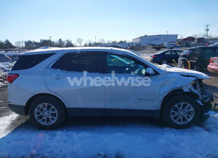Photo 13 of 2021 Chevrolet Equinox AWD LT (VIN 3GNAXUEV6MS159154)