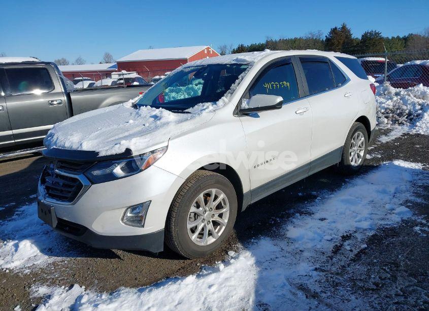 Photo 2 of 2021 Chevrolet Equinox AWD LT (VIN 3GNAXUEV6MS159154)