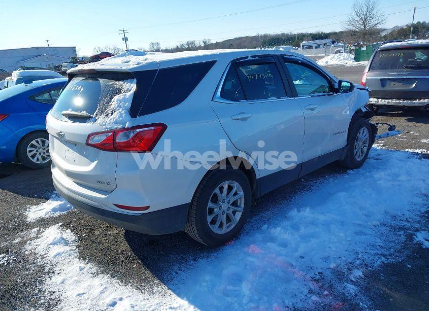 Photo 4 of 2021 Chevrolet Equinox AWD LT (VIN 3GNAXUEV6MS159154)