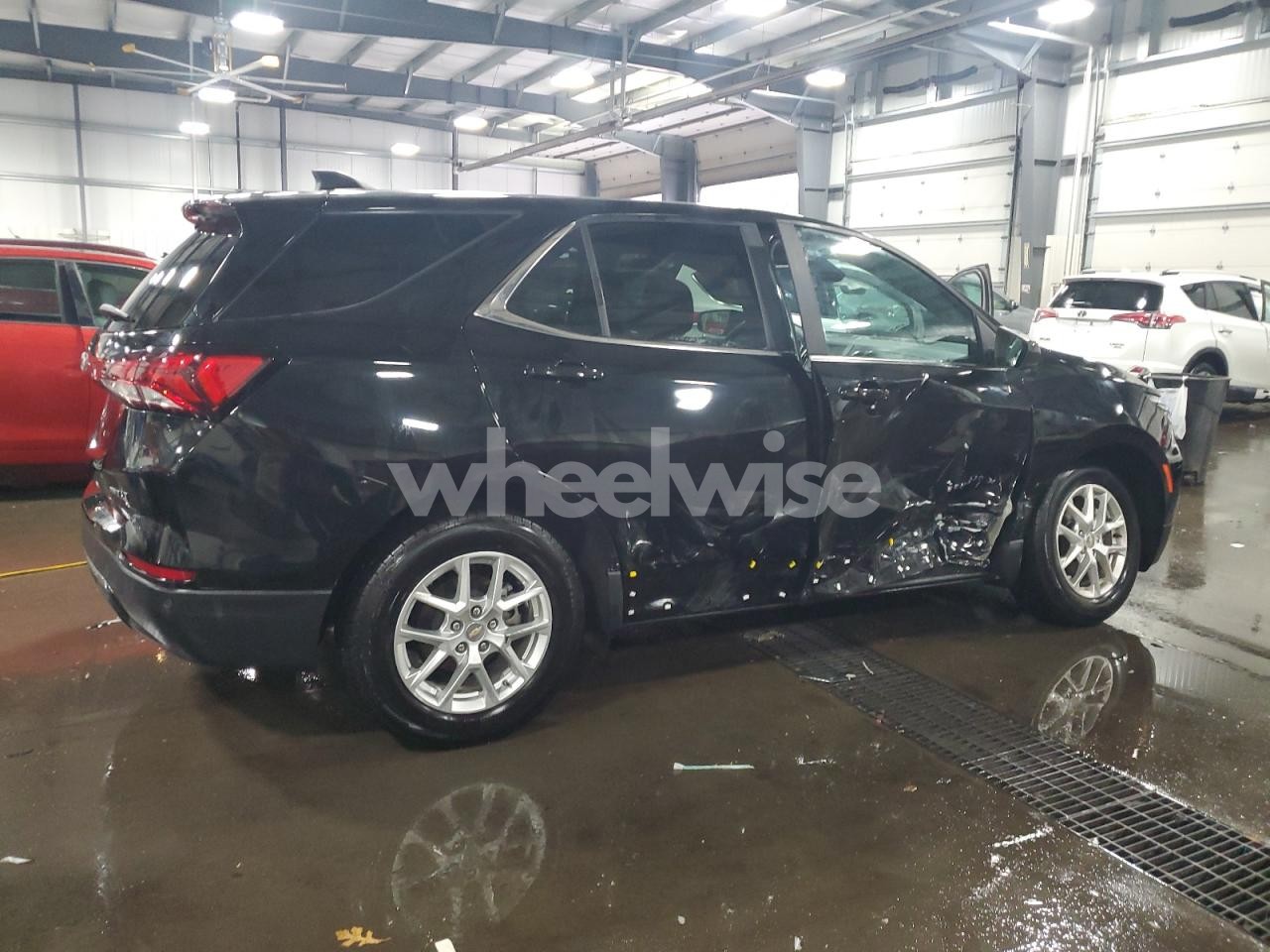 Photo 3 of 2022 CHEVROLET EQUINOX LT (VIN 3GNAXUEV6NL200670)