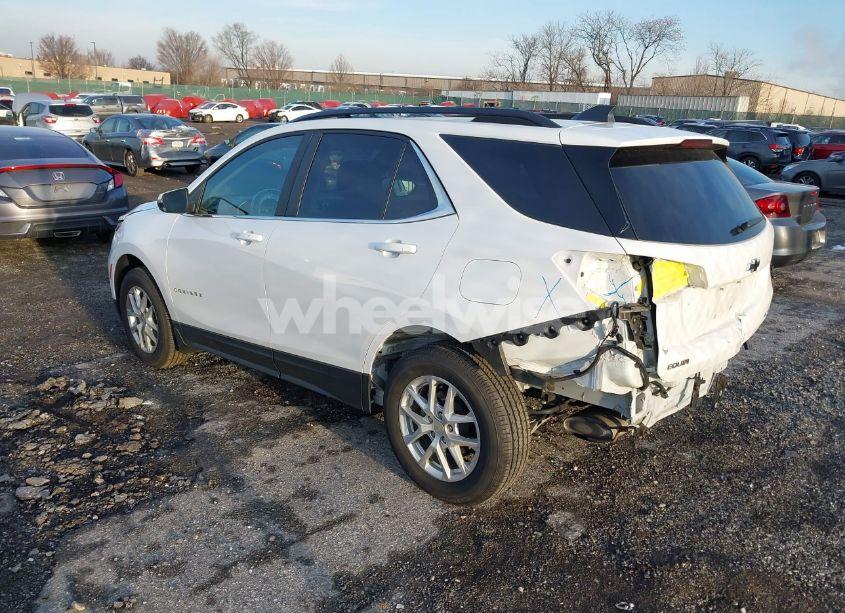 Photo 3 of 2022 Chevrolet Equinox AWD LT (VIN 3GNAXUEV6NL232146)