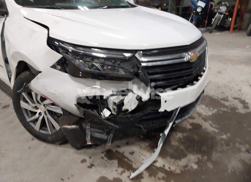 Photo 6 of 2022 Chevrolet Equinox AWD LT (VIN 3GNAXUEV6NL291410)