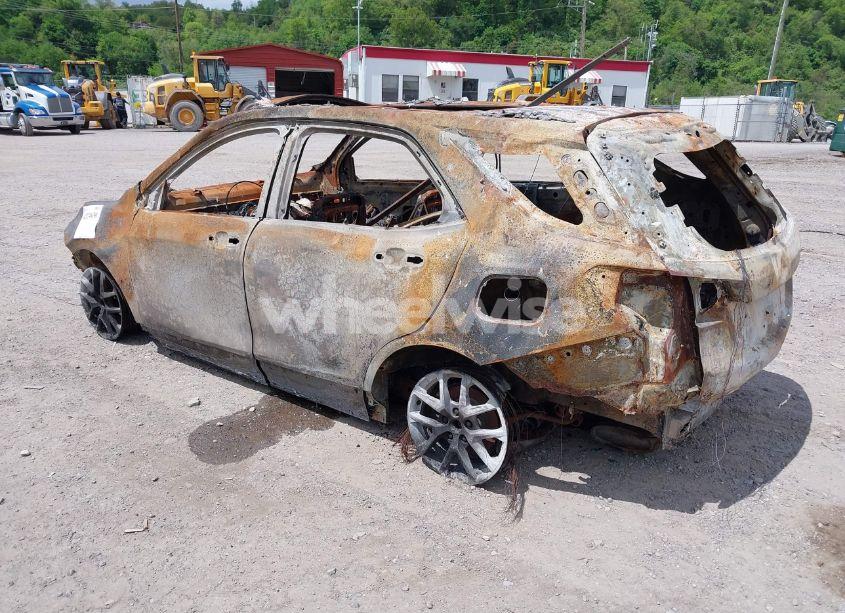 Photo 3 of 2022 Chevrolet Equinox AWD LT (VIN 3GNAXUEV6NL311705)