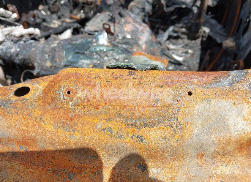 Photo 9 of 2022 Chevrolet Equinox AWD LT (VIN 3GNAXUEV6NL311705)