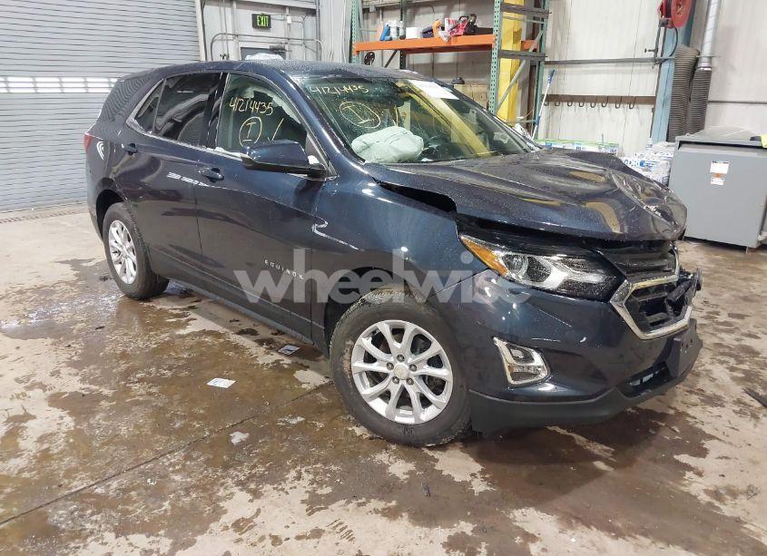 2019 Chevrolet Equinox LT (VIN 3GNAXUEV7KL196155) main photo
