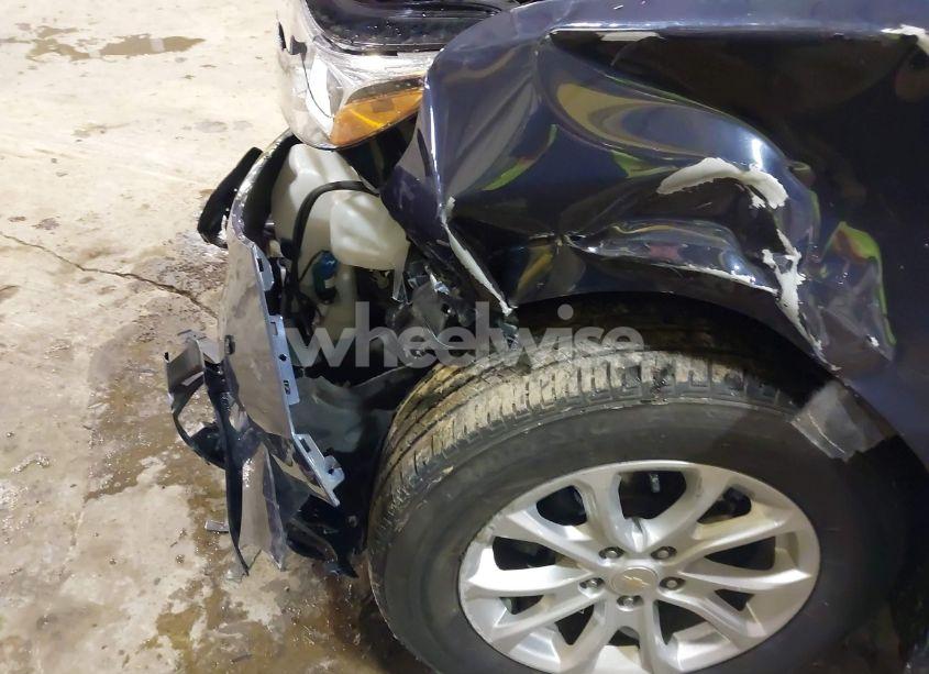 Photo 19 of 2019 Chevrolet Equinox LT (VIN 3GNAXUEV7KL196155)