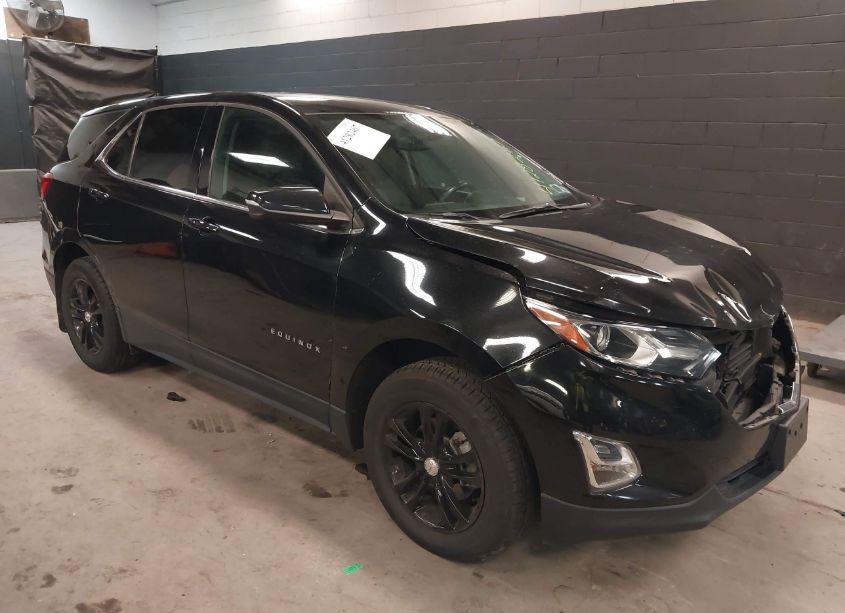 2019 Chevrolet Equinox LT (VIN 3GNAXUEV7KL199010) main photo