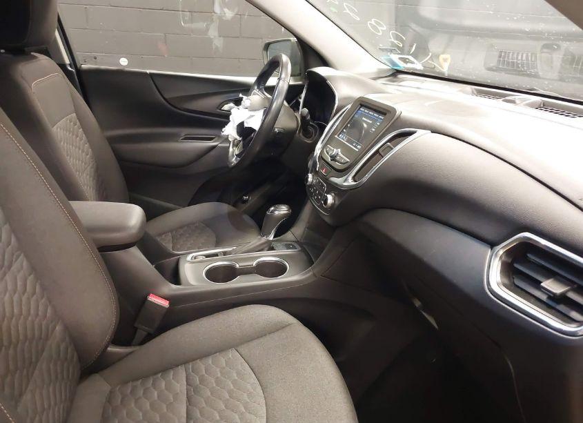 Photo 5 of 2019 Chevrolet Equinox LT (VIN 3GNAXUEV7KL199010)