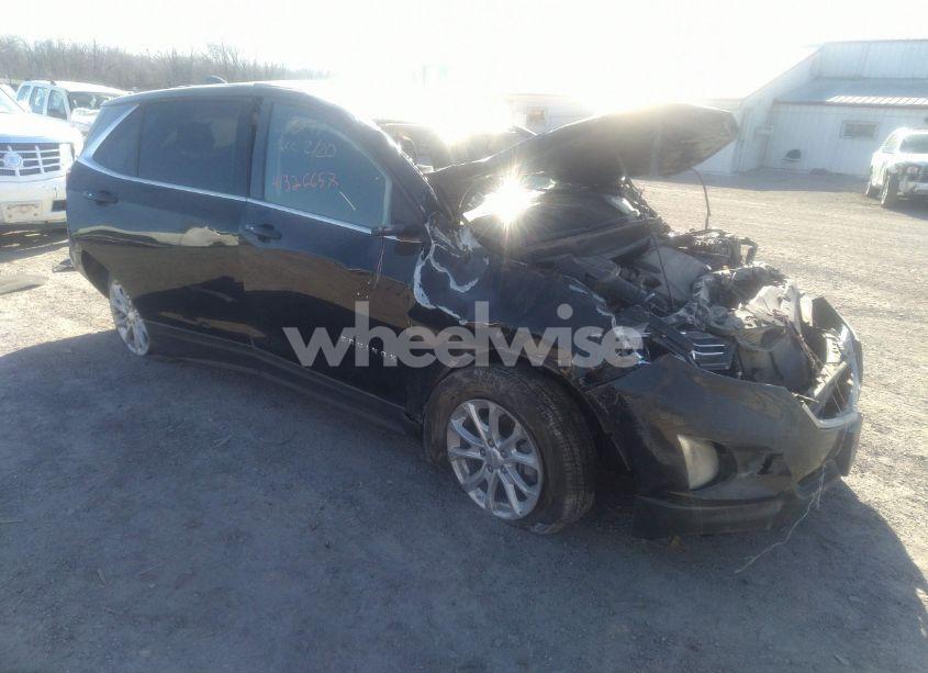 2019 Chevrolet Equinox LT (VIN 3GNAXUEV7KL214637) main photo