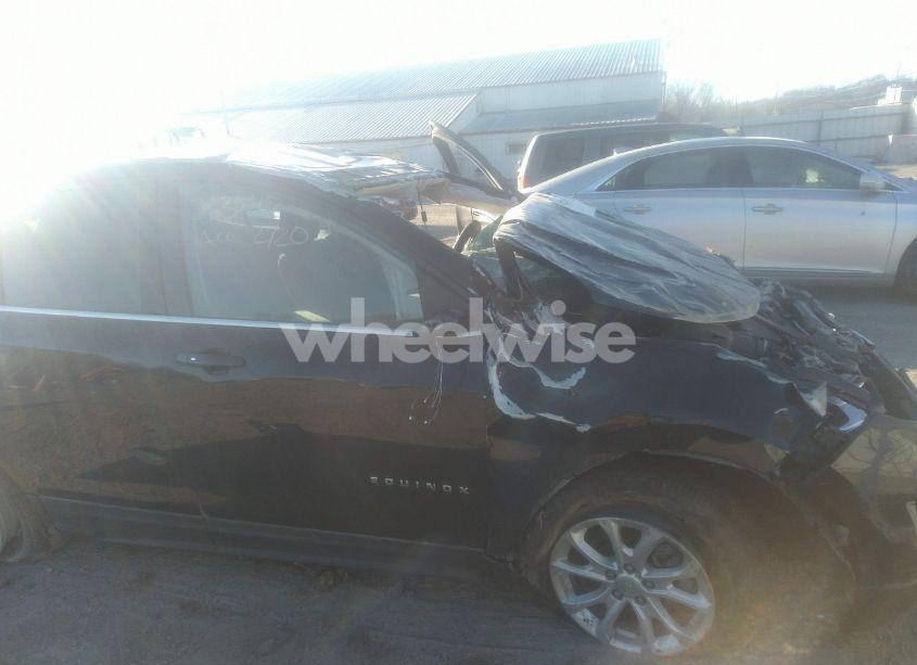 Photo 17 of 2019 Chevrolet Equinox LT (VIN 3GNAXUEV7KL214637)