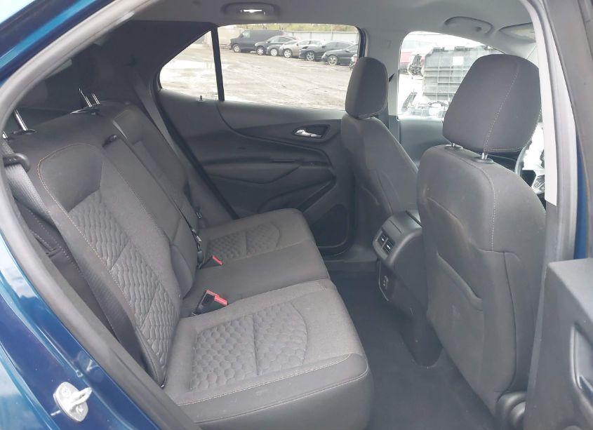 Photo 8 of 2019 Chevrolet Equinox LT (VIN 3GNAXUEV7KL359211)