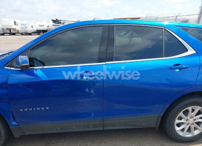 Photo 14 of 2019 Chevrolet Equinox LT (VIN 3GNAXUEV7KS599820)