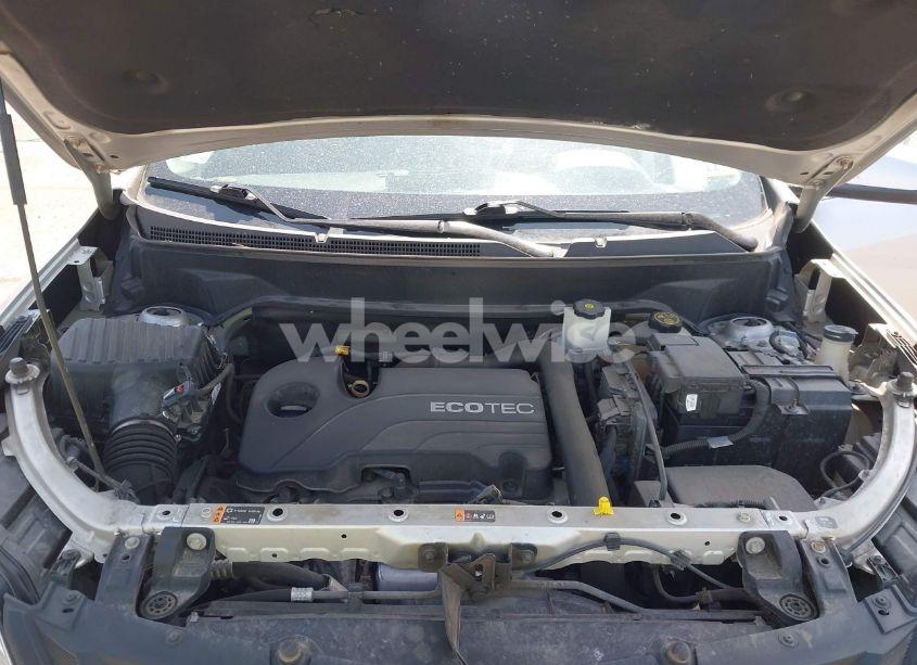 Photo 10 of 2019 Chevrolet Equinox LT (VIN 3GNAXUEV7KS655111)