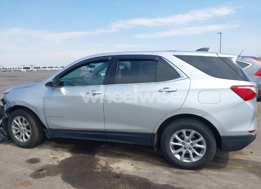 Photo 14 of 2019 Chevrolet Equinox LT (VIN 3GNAXUEV7KS655111)