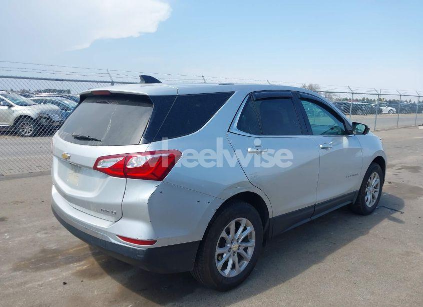 Photo 4 of 2019 Chevrolet Equinox LT (VIN 3GNAXUEV7KS655111)