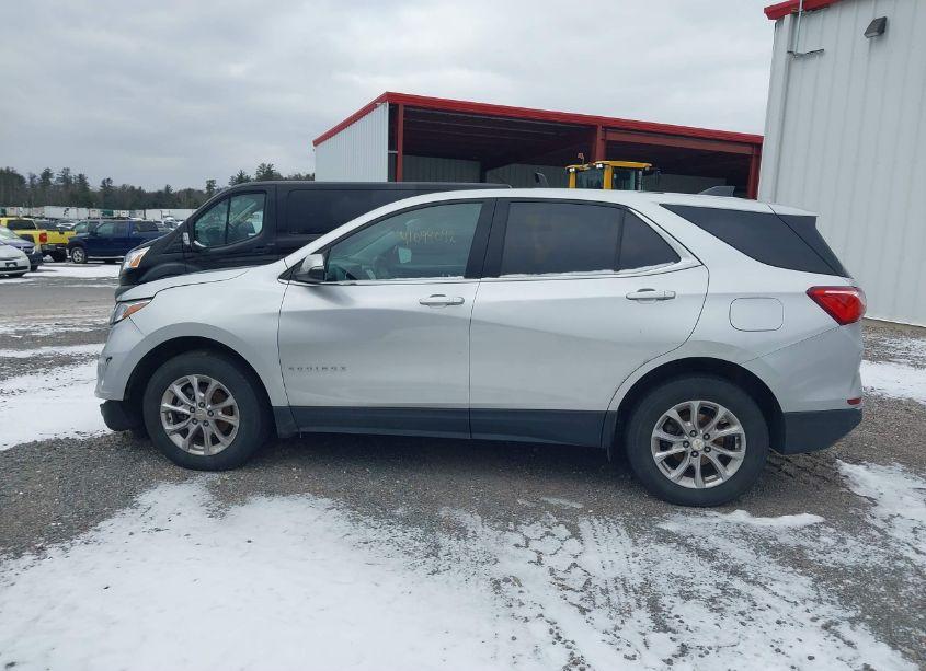 Photo 15 of 2019 Chevrolet Equinox LT (VIN 3GNAXUEV7KS673348)