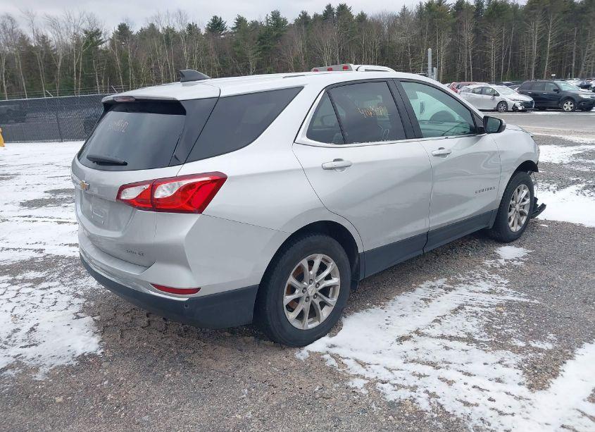 Photo 4 of 2019 Chevrolet Equinox LT (VIN 3GNAXUEV7KS673348)