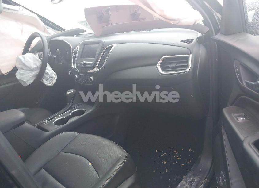 Photo 5 of 2020 Chevrolet Equinox AWD LT 1.5L TURBO (VIN 3GNAXUEV7LL326128)