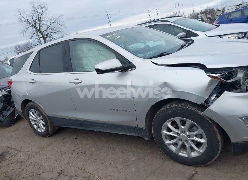 Photo 13 of 2020 Chevrolet Equinox AWD LT 1.5L TURBO (VIN 3GNAXUEV7LS513682)