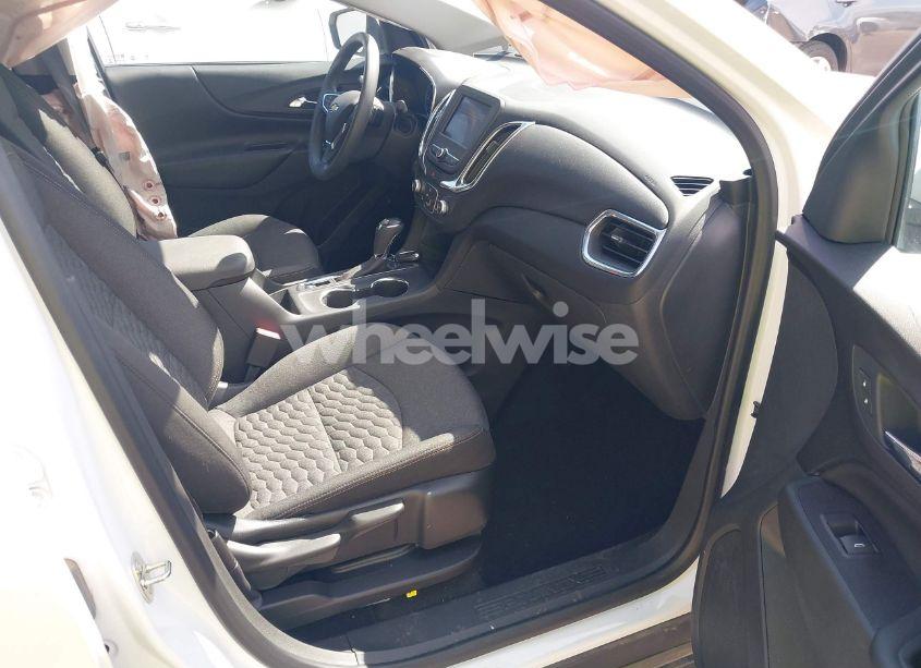 Photo 5 of 2020 Chevrolet Equinox AWD LT 1.5L TURBO (VIN 3GNAXUEV7LS583117)