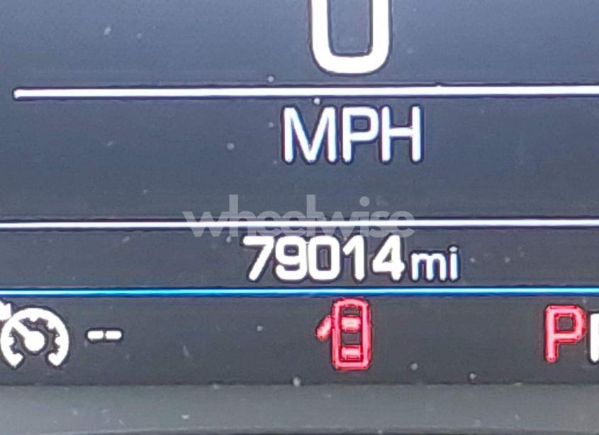 Photo 15 of 2021 Chevrolet Equinox AWD LT (VIN 3GNAXUEV7ML315860)