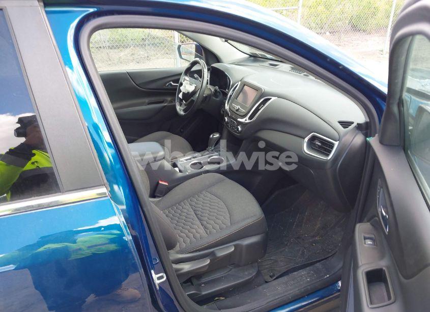 Photo 5 of 2021 Chevrolet Equinox AWD LT (VIN 3GNAXUEV7ML315860)