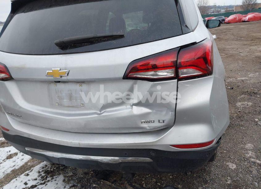 Photo 6 of 2022 Chevrolet Equinox AWD LT (VIN 3GNAXUEV7NL221723)