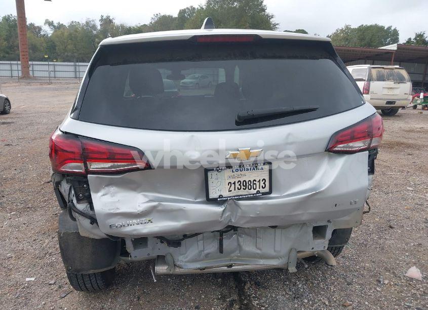 Photo 6 of 2022 Chevrolet Equinox AWD LT (VIN 3GNAXUEV7NL240935)