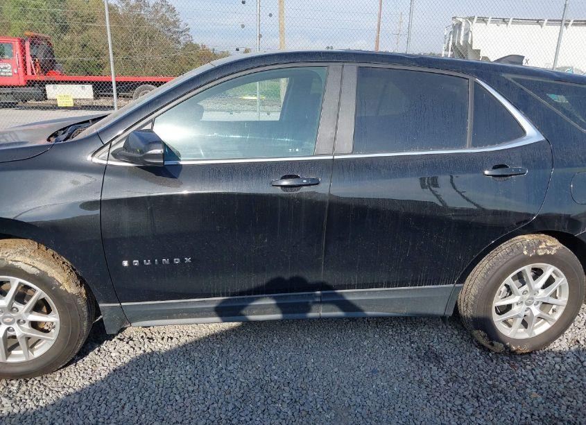 Photo 14 of 2022 Chevrolet Equinox AWD LT (VIN 3GNAXUEV7NL279010)