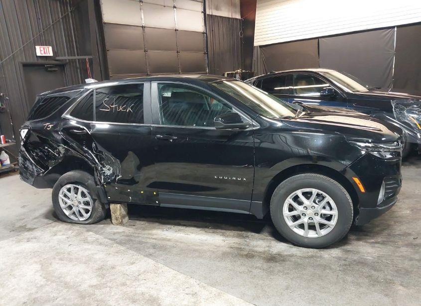 Photo 13 of 2022 Chevrolet Equinox AWD LT (VIN 3GNAXUEV7NL302981)