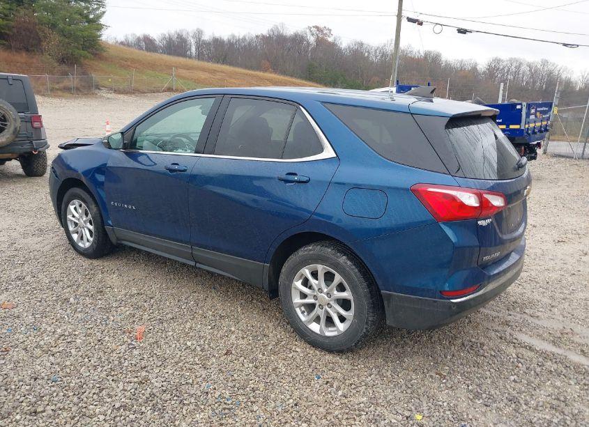 Photo 3 of 2019 Chevrolet Equinox LT (VIN 3GNAXUEV8KL169417)