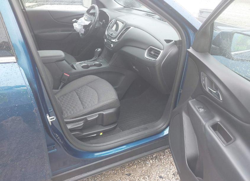 Photo 5 of 2019 Chevrolet Equinox LT (VIN 3GNAXUEV8KL169417)