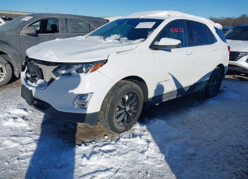 Photo 2 of 2019 Chevrolet Equinox LT (VIN 3GNAXUEV8KS597042)