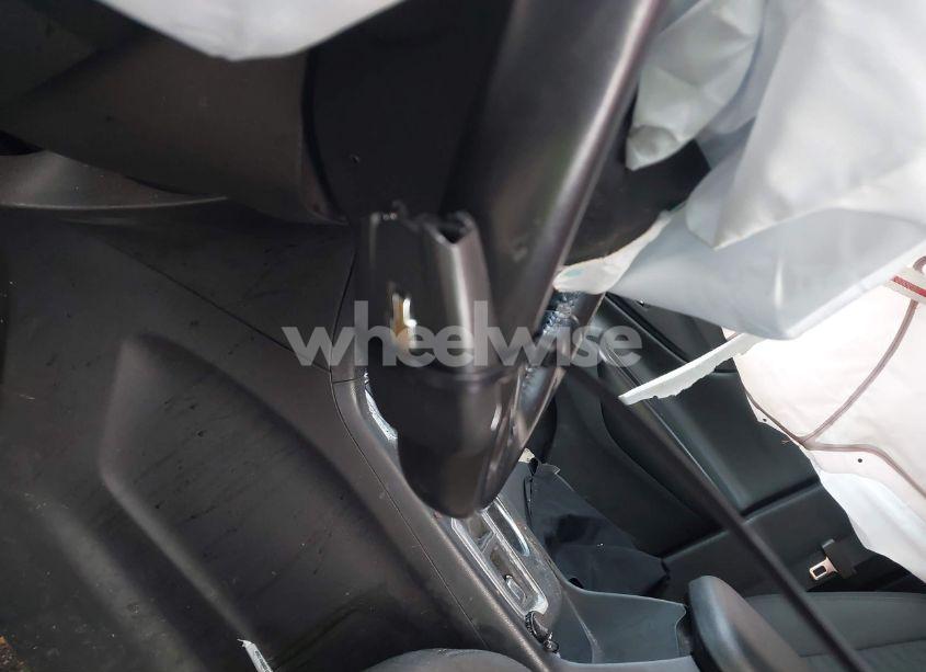 Photo 11 of 2021 Chevrolet Equinox AWD LT (VIN 3GNAXUEV8ML306892)