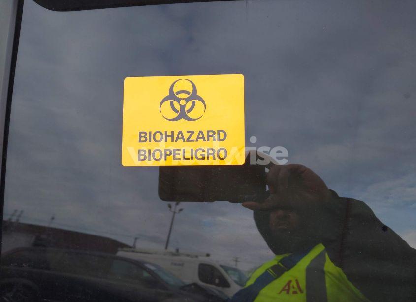 Photo 12 of 2021 Chevrolet Equinox AWD LT (VIN 3GNAXUEV8ML306892)