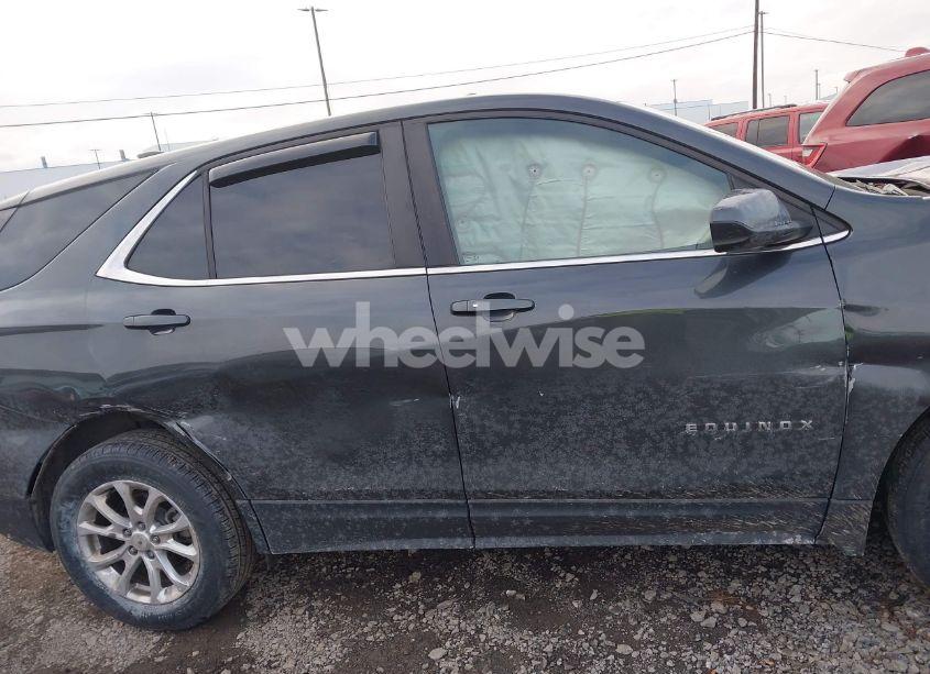 Photo 14 of 2021 Chevrolet Equinox AWD LT (VIN 3GNAXUEV8ML306892)