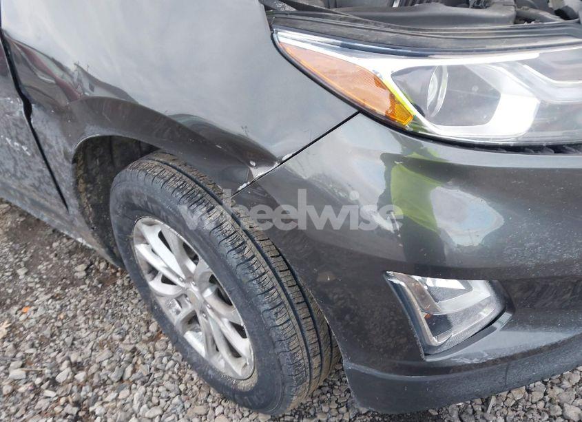 Photo 6 of 2021 Chevrolet Equinox AWD LT (VIN 3GNAXUEV8ML306892)