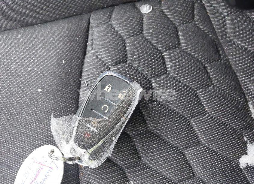 Photo 11 of 2021 Chevrolet Equinox AWD LT (VIN 3GNAXUEV8ML315818)