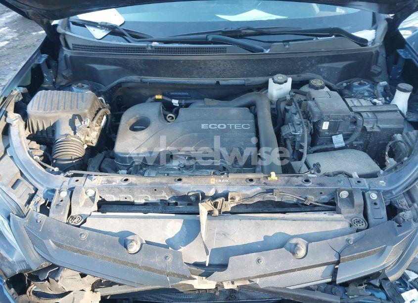 Photo 10 of 2021 Chevrolet Equinox AWD LT (VIN 3GNAXUEV8ML321070)