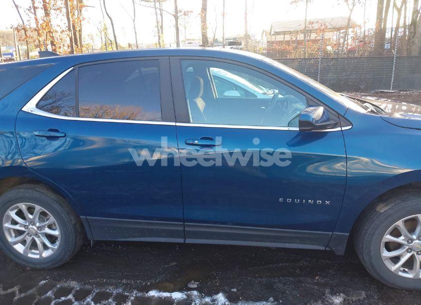 Photo 13 of 2021 Chevrolet Equinox AWD LT (VIN 3GNAXUEV8ML321070)