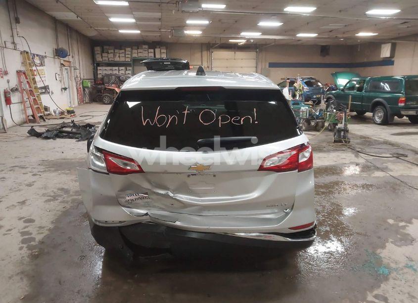 Photo 16 of 2021 Chevrolet Equinox AWD LT (VIN 3GNAXUEV8MS116497)