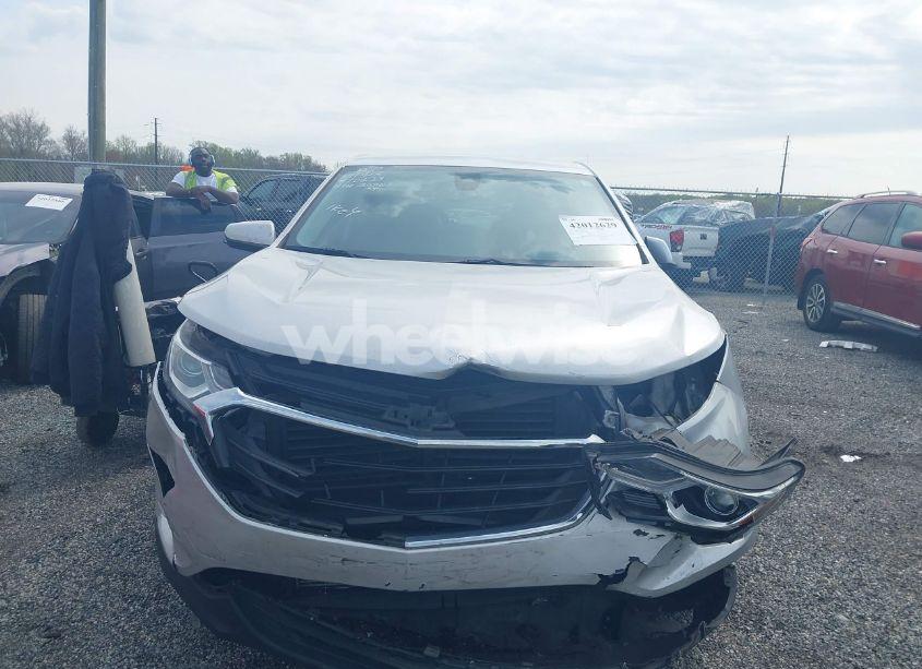 Photo 12 of 2021 Chevrolet Equinox AWD LT (VIN 3GNAXUEV8MS179647)