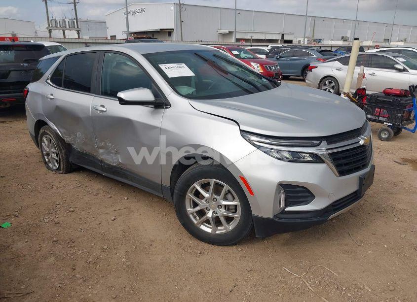 2022 Chevrolet Equinox AWD LT (VIN 3GNAXUEV8NL242161) main photo