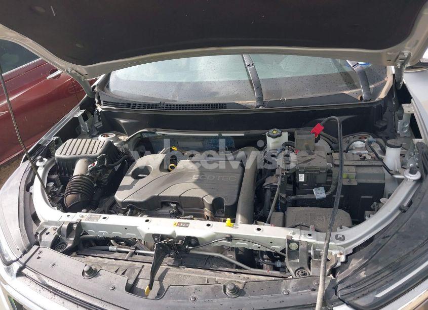 Photo 10 of 2022 Chevrolet Equinox AWD LT (VIN 3GNAXUEV8NL242161)