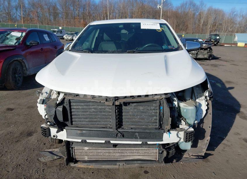 Photo 12 of 2019 Chevrolet Equinox LT (VIN 3GNAXUEV9KS567256)