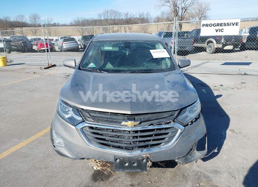 Photo 12 of 2019 Chevrolet Equinox LT (VIN 3GNAXUEV9KS567774)